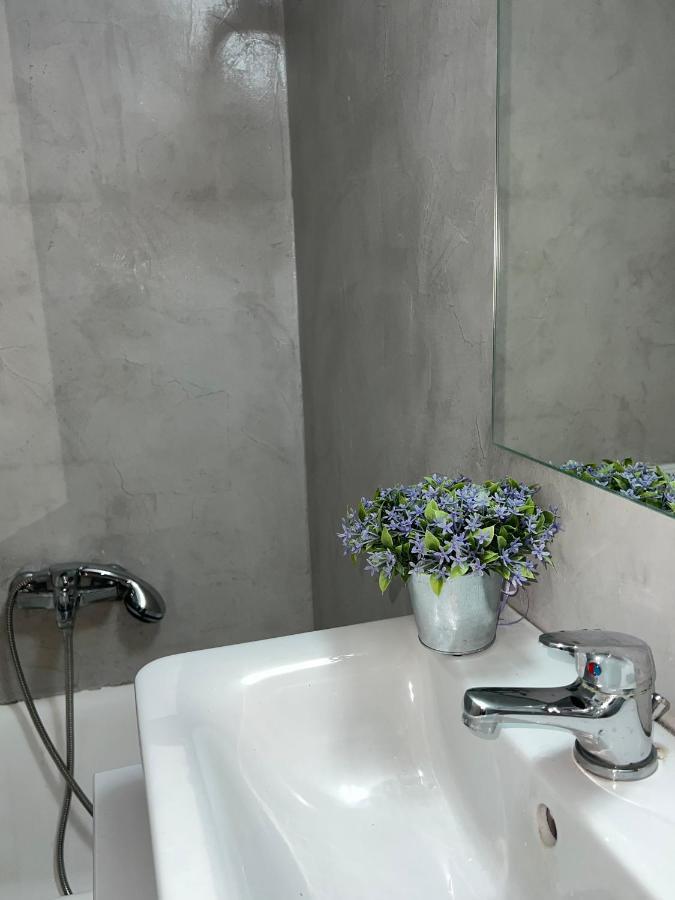 Agios Eleftherios Metro St. 2 Bedrms 4 Pers. Flat Атина Екстериор снимка